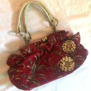 Vintage Rampage Kiss Clasp Purse